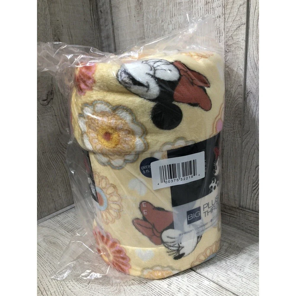 The Big One Oversized Plush Minnie Mouse Yellow Flower Throw Blanket, 5ft x 6 ft